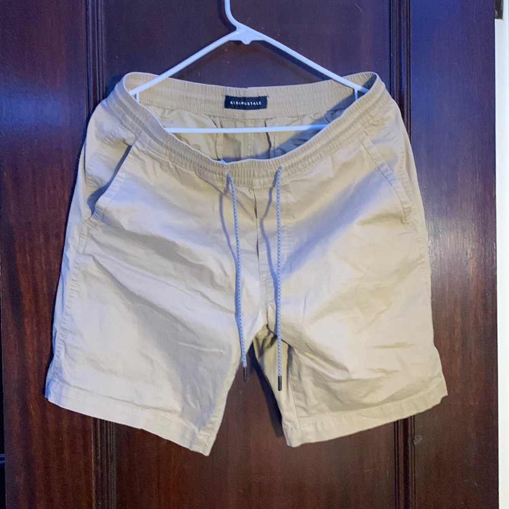 Aéropostale Khaki Shorts
